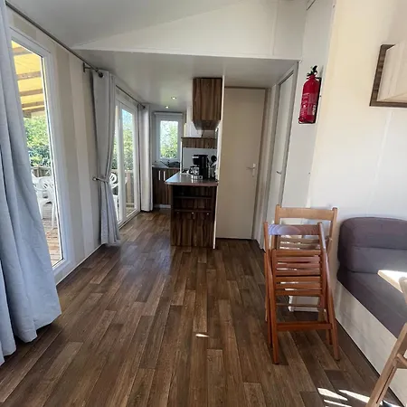 Mobil Moderne 6 Pers Avec Clim Et Terrasse Kemping